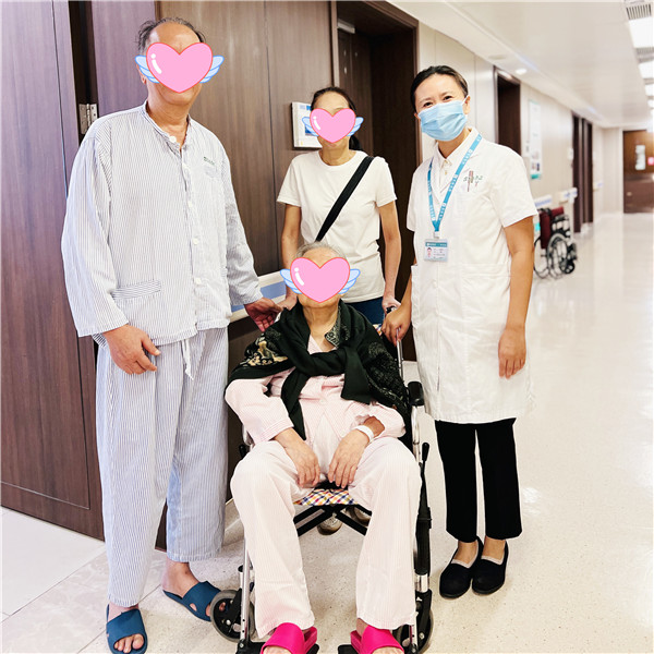 母子组团上手术台，醒来发现……