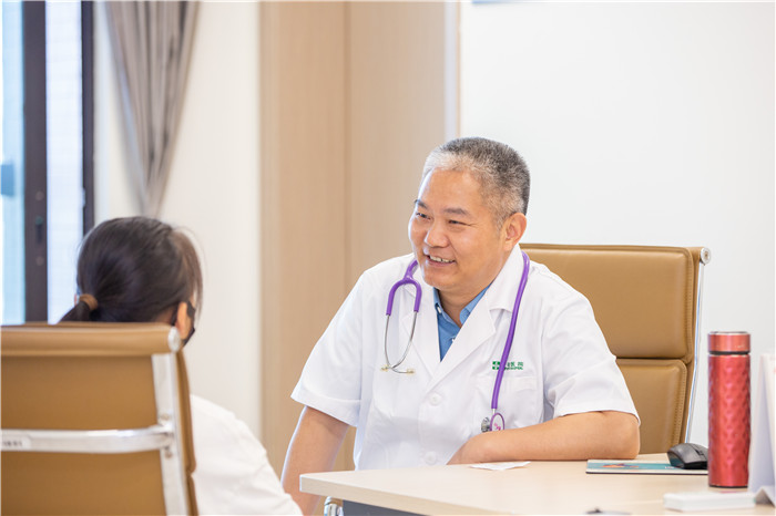 孩子发烧咳嗽？看门诊前可先化验？
