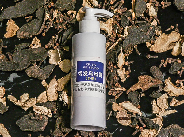 打工人，你的头发还好吗？丨膏方节名品养发乌丝膏